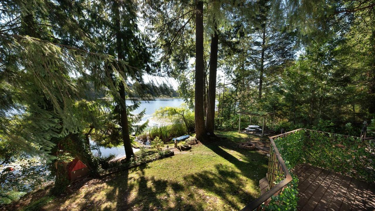 Willow Suite - Lakeside Retreat Виктория Экстерьер фото